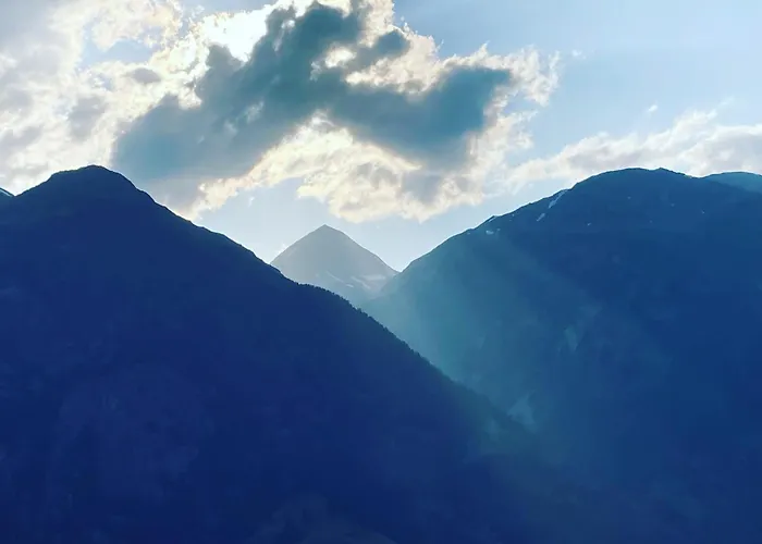 Alte Bock 2.0 Frühstückspension Grächen